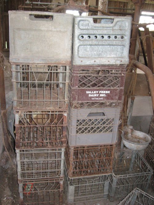Property photo 136 - Major Antique & Collectibles Auction